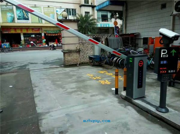 梅縣金錠花園車牌識別